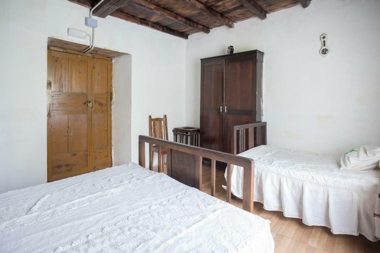 A Fonte Das Bodas Samos Exterior foto