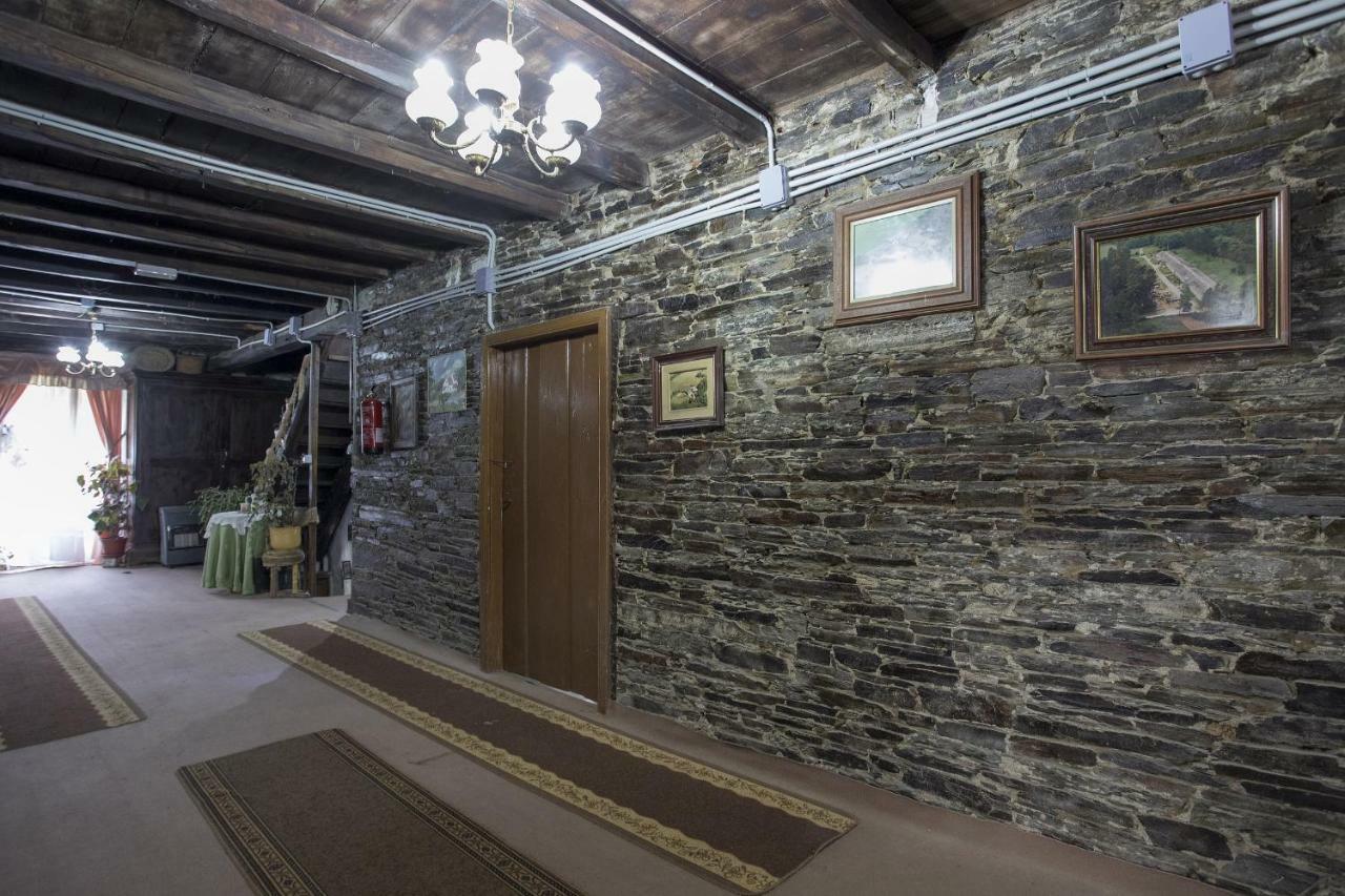 A Fonte Das Bodas Samos Exterior foto